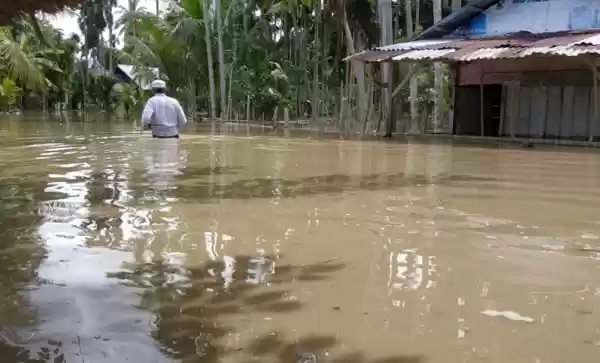 Ketinggian Air Mencapai 1,5 Meter dan Ratusan rumah Terendam