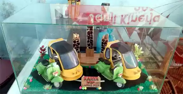 Miniatur Becak Karya LP Salambue, Mengolah Sampah Jadi Rupiah