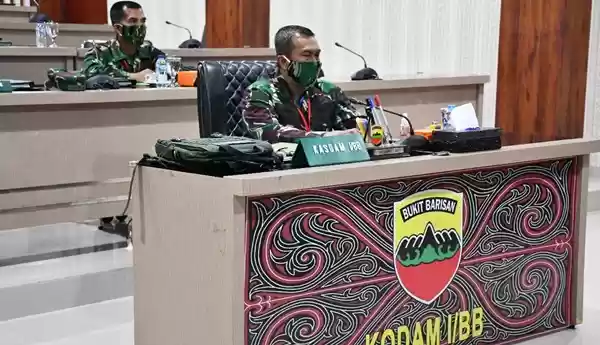 Buka Rakornis TMMD ke 108,  Kasdam I/BB Vidcon dengan Aster Kasad