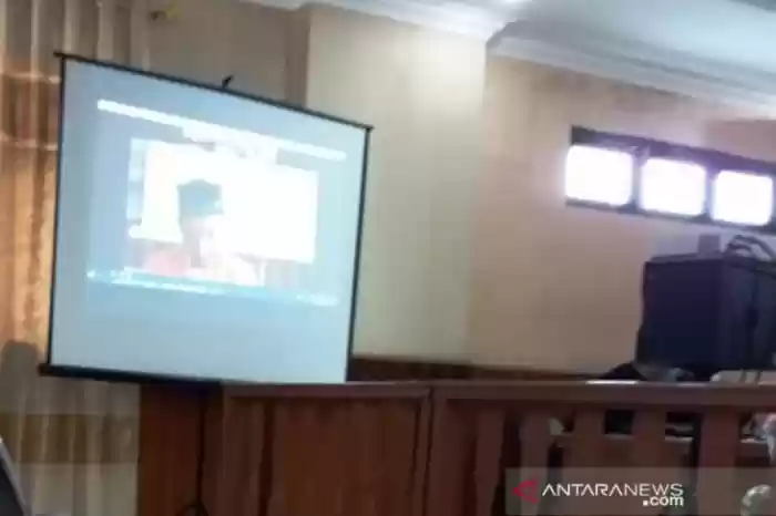 Ketua LSM Jalani Sidang Perdana, Kasus Dugaan UU ITE