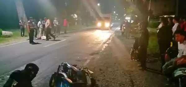 Hindari Lubang, Pengendara Suzuki Pulang Tinggal Nama