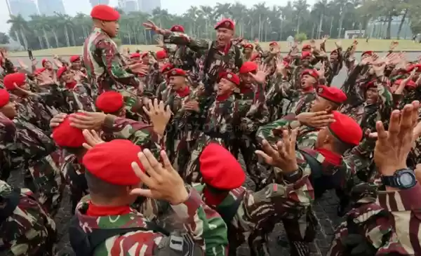 Aksi Kopassus di Berbagai Medan Laga Bawa Harum Nama Bangsa