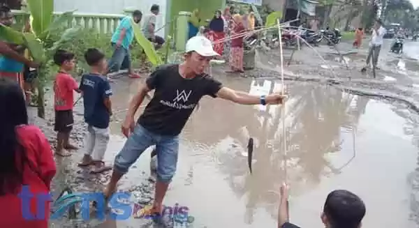 Hujan Air Tergenang, Kemarau Debu Beterbangan, "Janji Tiggal Janji Bupati"