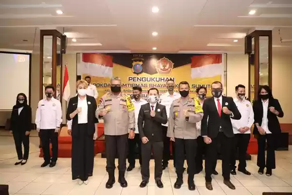 Kapolda Sumut Kukuhkan Pengurus Pokdarkamtibmas Bhayangkara