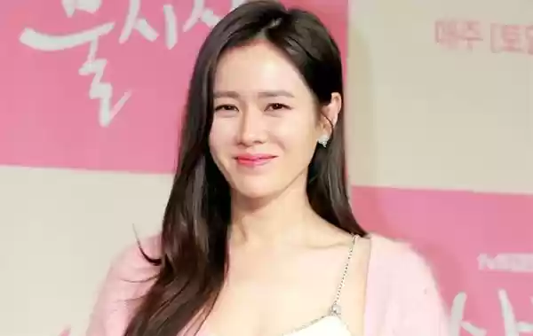 Kenapa Son Ye Jin Unggah Video Konyol?	