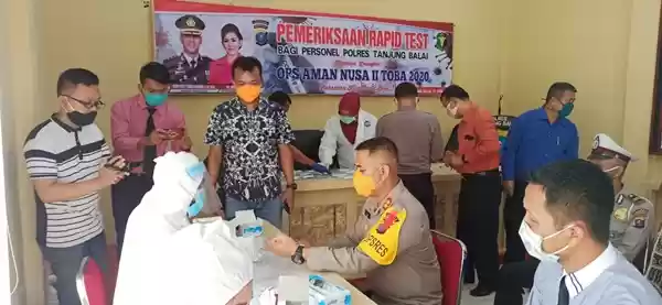 Personil Polres Tanjungbalai Jalani Pemeriksaan Rapid Test