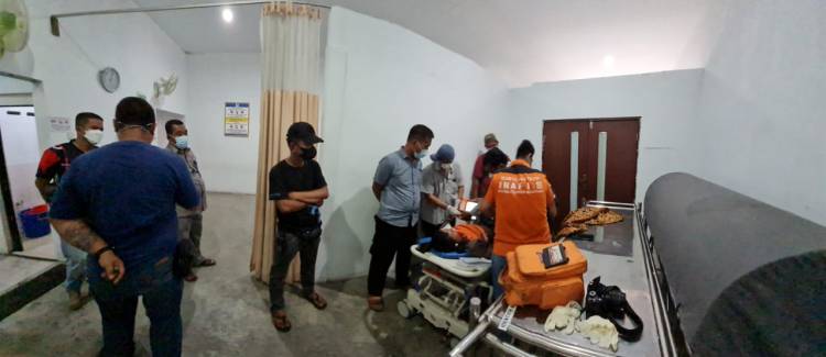 Diduga Jatuh Dari Bangunan Berlantai 2, MR X Tewas Bersimbah Darah