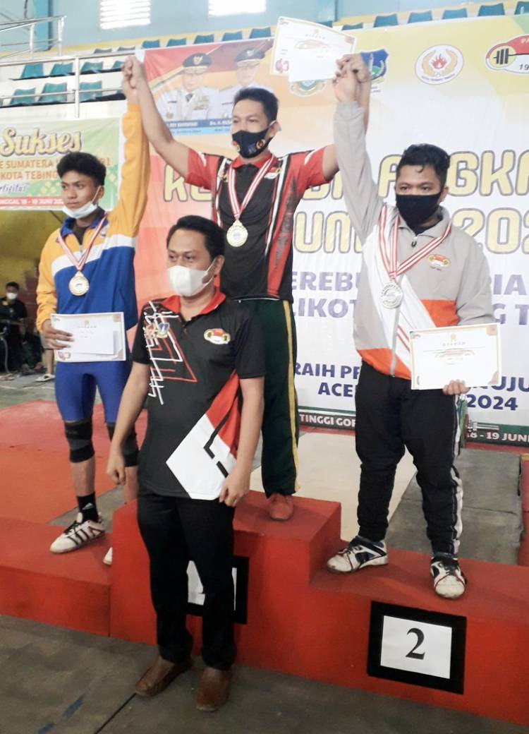 Sergai Juara Umum Kejurda Angkat Besi