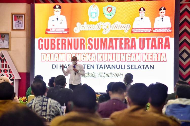 Di Hadapan Para Kepala Desa di Tapsel dan Padangsidimpuan, Gubernur Edy Rahmayadi Minta Dana Desa Tidak Hanya untuk Bimtek