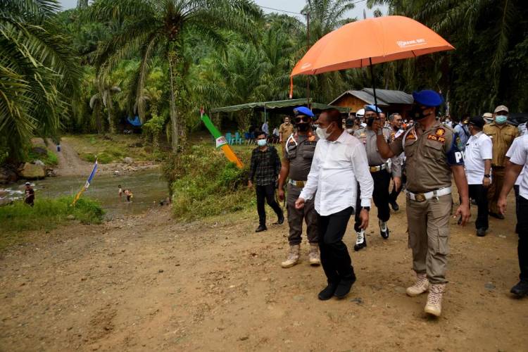 Pangkas Waktu Tempuh Sibuhuan-Madina 5 Jam,  Edy Rahmayadi Targetkan Jalan Trans Palas-Madina Rampung Tahun 2022