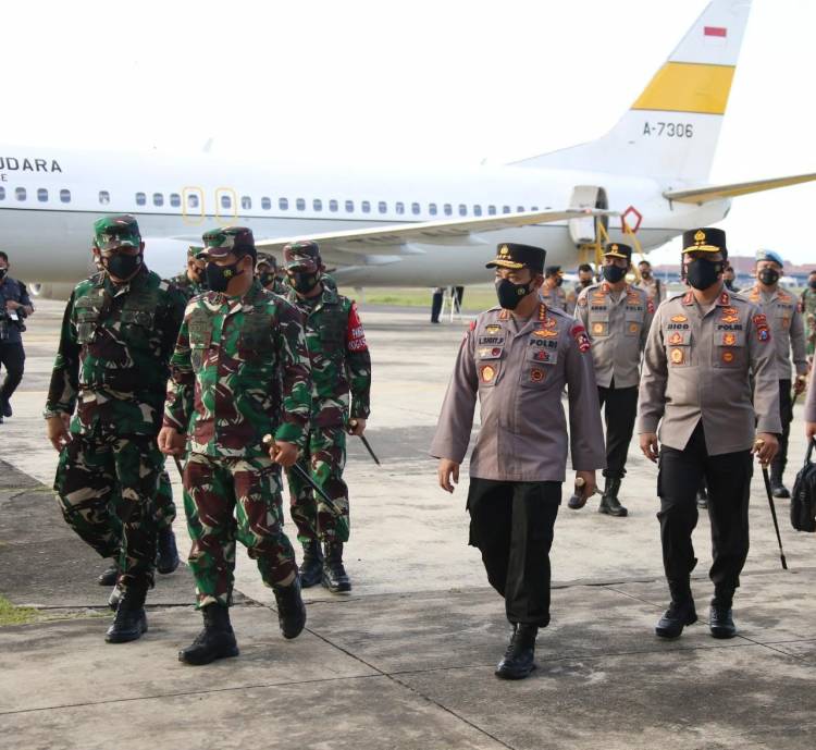Hadir di Bangkalan, Panglima TNI dan Kapolri Berikan Arahan dalam Penanganan Covid-19