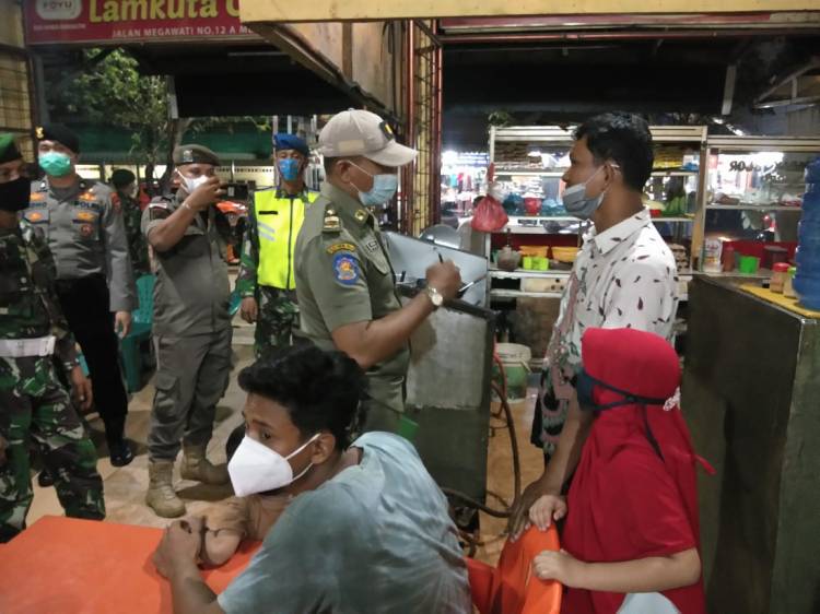 Wadansat Brimob Poldasu Pimpin Operasi Yustisi siang hingga malam hari