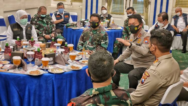 Forkopimda Jatim Gelar Rapat Koordinasi Strategi Penanganan Covid-19 di Kabupaten Sampang*