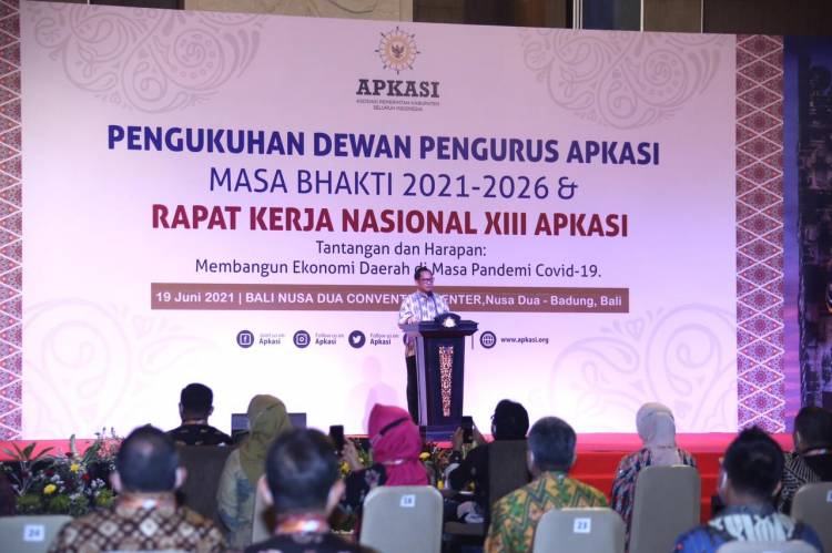 Dukcapil Raih 10 Penghargaan Inovasi Pelayanan Publik 2021
