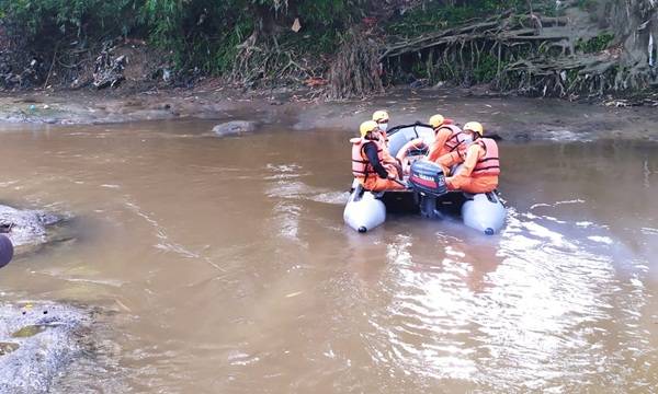 Berenang di Sungai Belawan, Remaja Asal Buluh Cina Hanyut dan Hilang