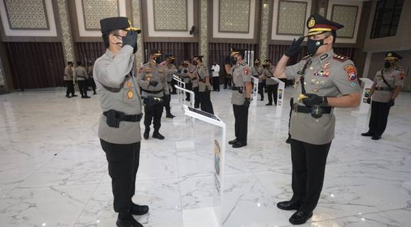 Kapolda Jatim Pimpin Sertijab Pejabat Utama dan Kapolres Jajaran, Ini Daftarnya