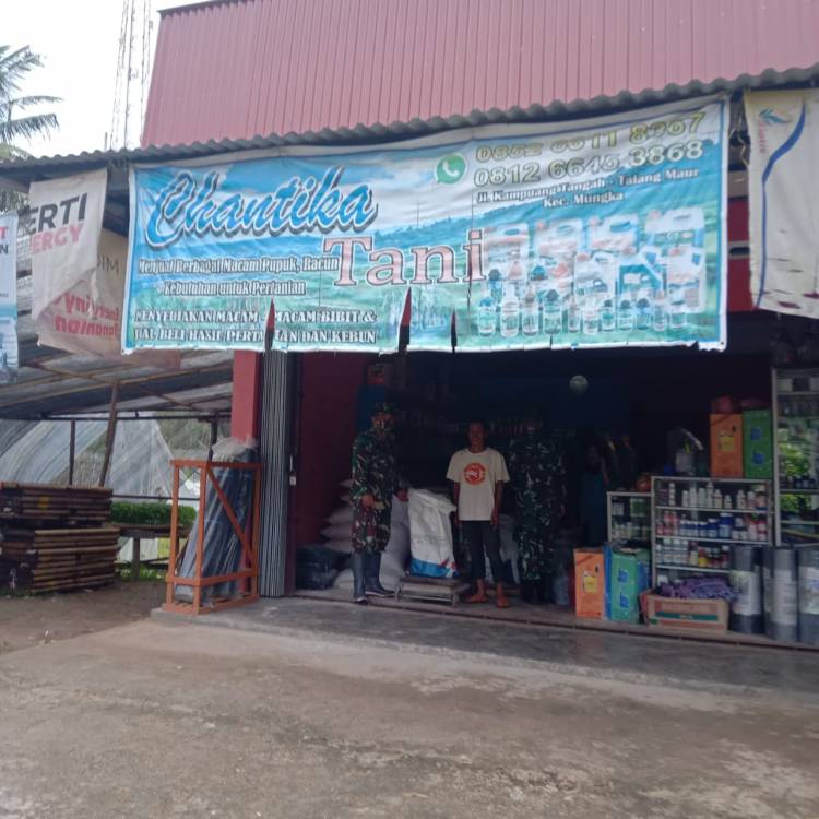 Anggota Satgas Kunjungi Distributor Pupuk Subsidi