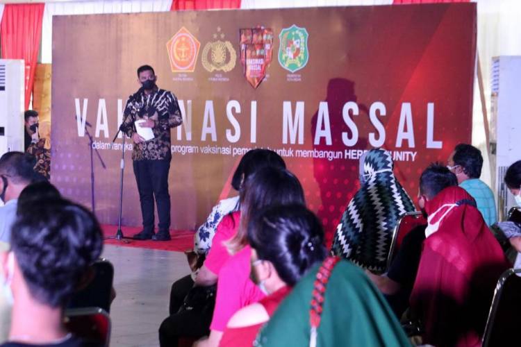 Pemko Medan Gelar Vaksinasi Massal