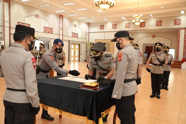 Sertijab Sejumlah PJU dan Kapolres di Sumut , Ini Pesan Kapolda