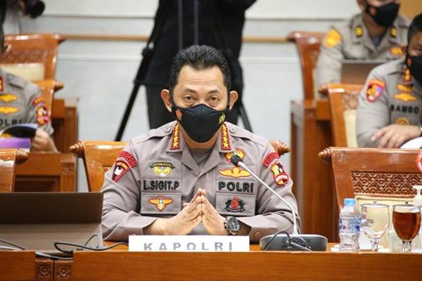 Di Hadapan Komisi III, Kapolri Paparkan 15 Aplikasi Layanan Publik Semudah Pesan Pizza