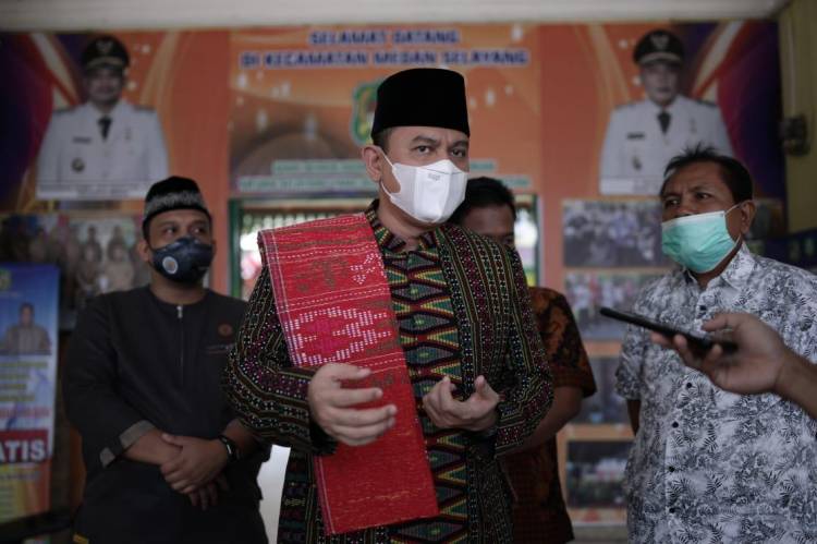 Wali Kota Medan Jamin Makanan dan Vitamin Warga yang Diisolasi Terus Disalurkan