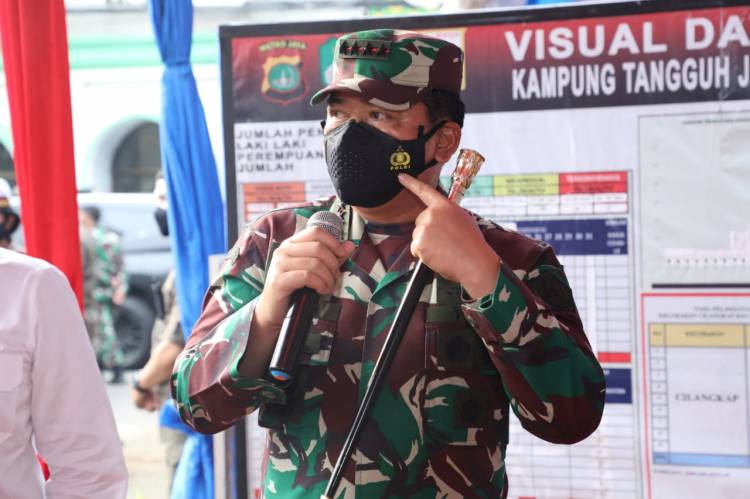 Panglima TNI Sidak Ke Posko PPKM RW 03 Kelurahan Cilangkap