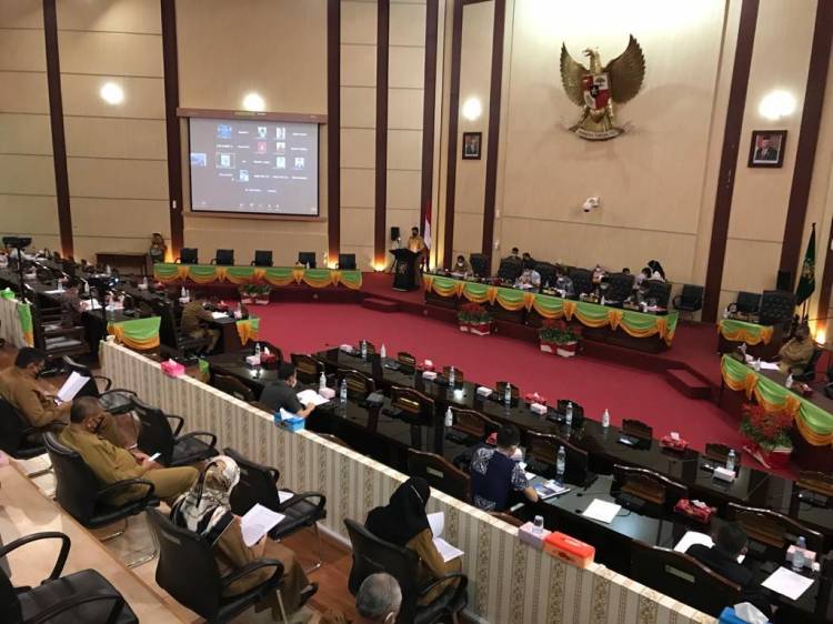 Kebijakan Pembatasan Akibatkan Turunnya Pendapatan Daerah