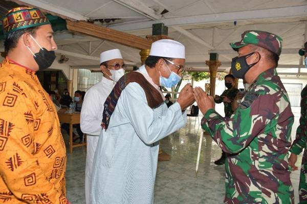 Pangdam I/BB Tinjau Serbuan Vaksinasi di Ponpes Al Kautsar Al Akbar Medan