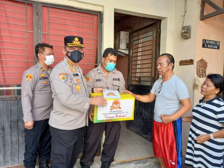 Sambut Hari Bhayangkara ke 75, Poldasu Gelar Bakti Sosial