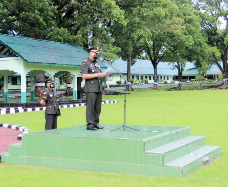 Upacara Penutupan Pendidikan Pembentukan Bintara TNI AD TA 2021