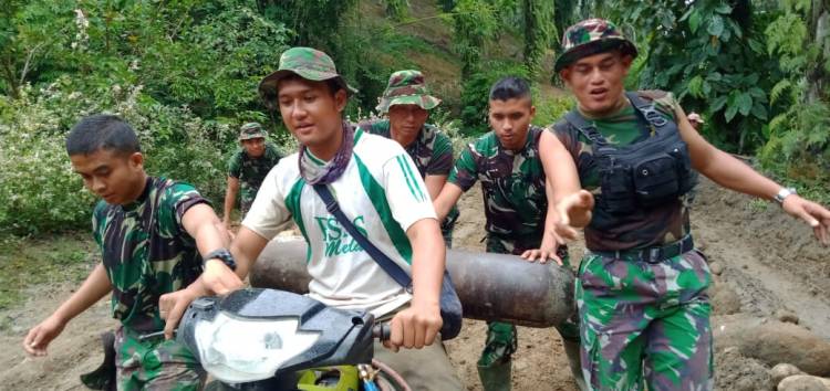Pengerasan Jalan dengan Sirtu Terus Dipacu Satgas TMMD Kodim 0204/DS