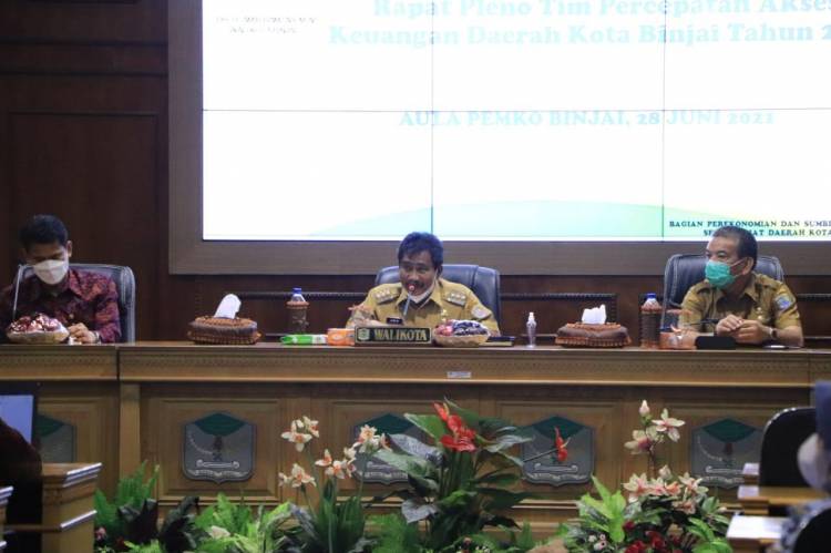 Wali Kota Binjai Buka Rapat Pleno TPAKD Kota Binjai