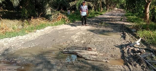 Warga TPA Baru Kota Tanjungbalai Rindu Pembangunan Jalan