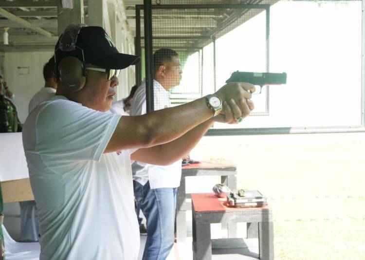 Wakil Wali Kota Medan Ikuti Lomba Menembak Pistol Executive