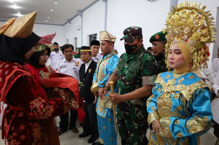 Danrem 023/KS Dinobatkan sebagai Keluarga Kehormatan Orang Minang Sibolga-Tapteng