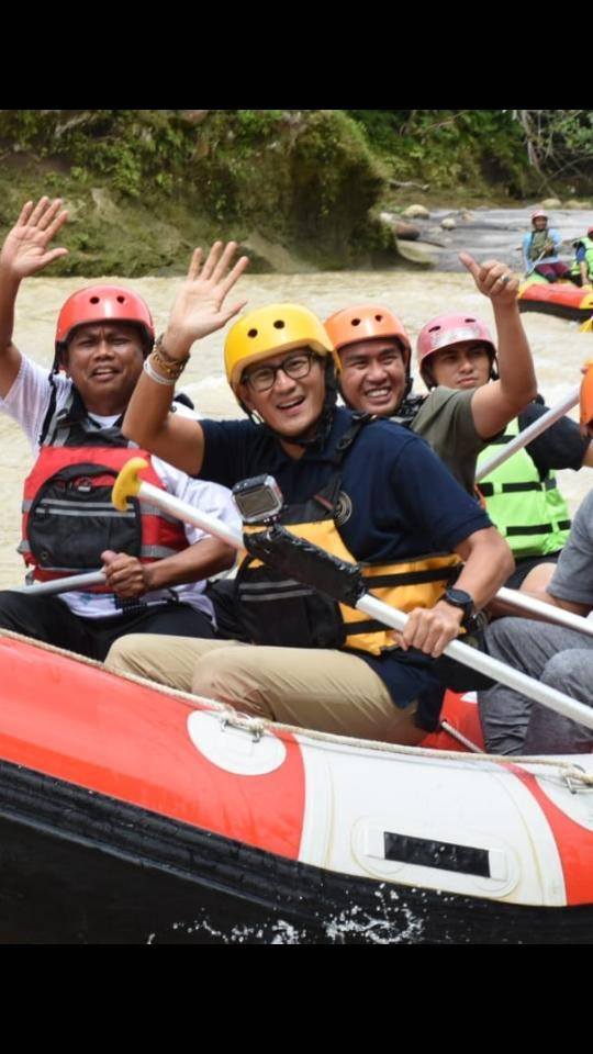 Sandiaga Uno Bersama Bupati Dan Wabup Sergai Jajal Rafting Sei Bahbolon