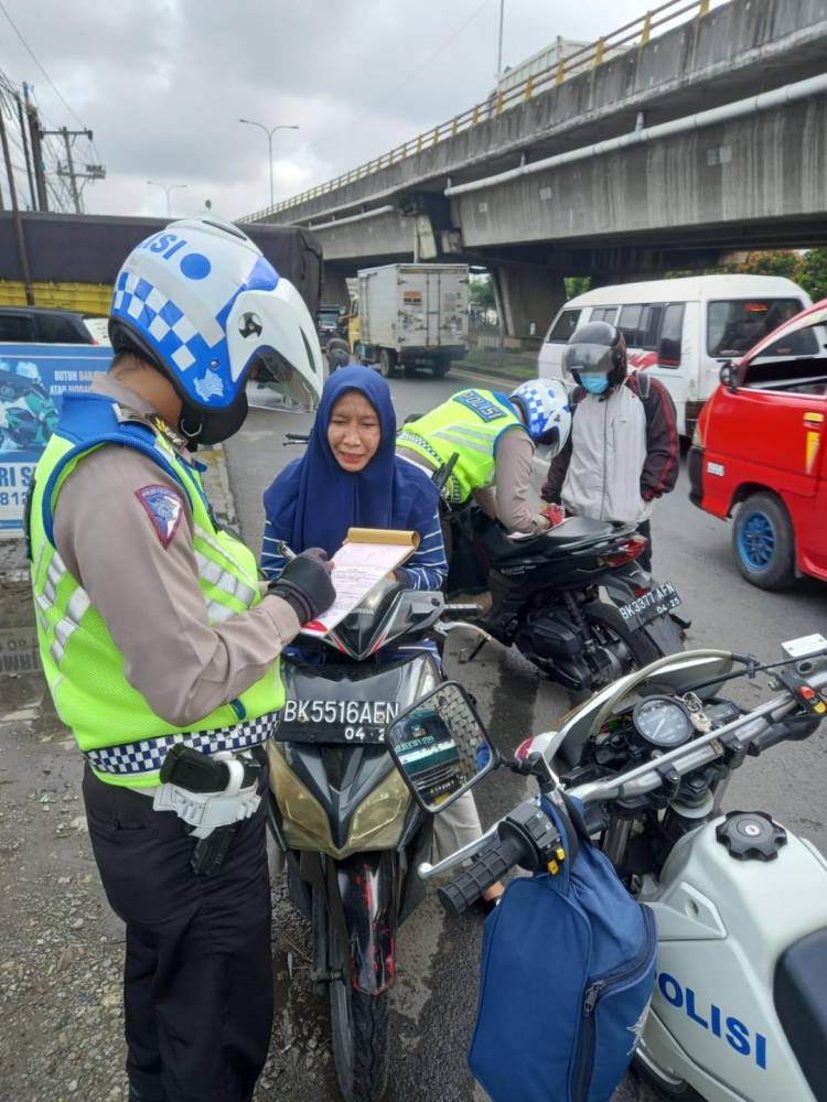 Sebanyak 1.139 Pengendara Terjaring Operasi Patuh Toba 2022