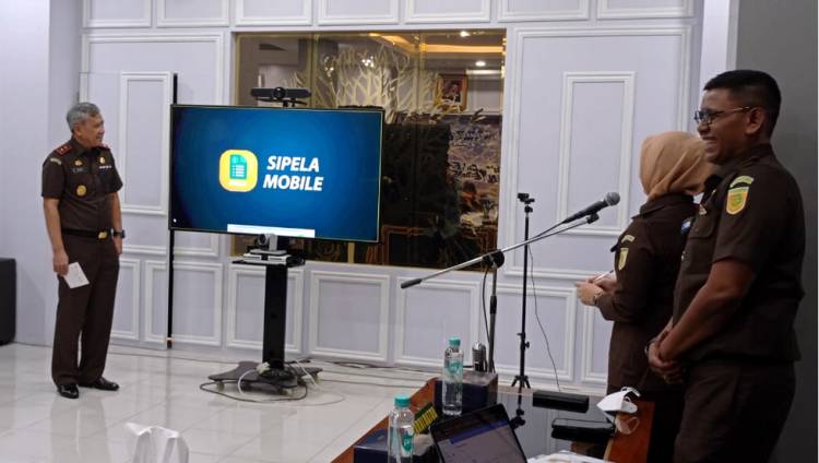 Kajati Sumut Idianto Launching Aplikasi SIPELA Mobile