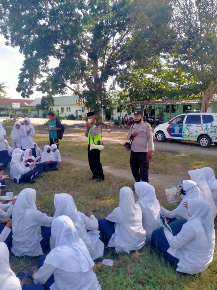 OPS Patuh Toba, Satlantas Polres Sergai Lakukan Sosialisasi dan Edukasi Tertib Berlalu Lintas