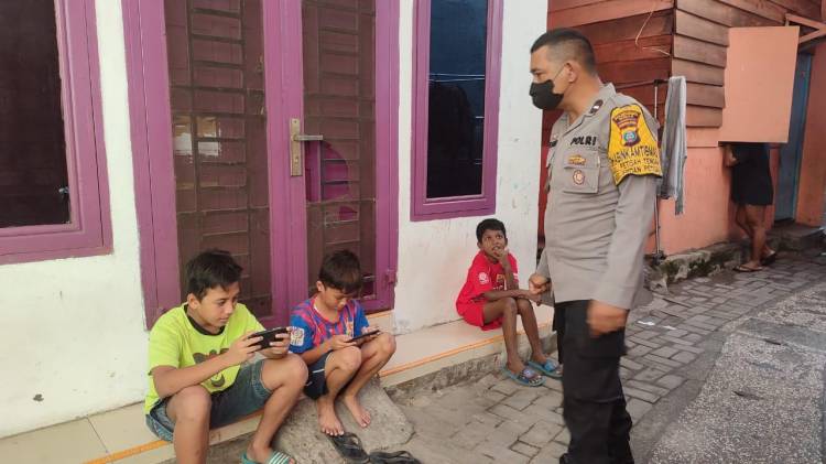 Patroli Dialogis Terus Digalakkan Polsek Medan Baru Guna Dekatkan Diri Dengan Masyarakat