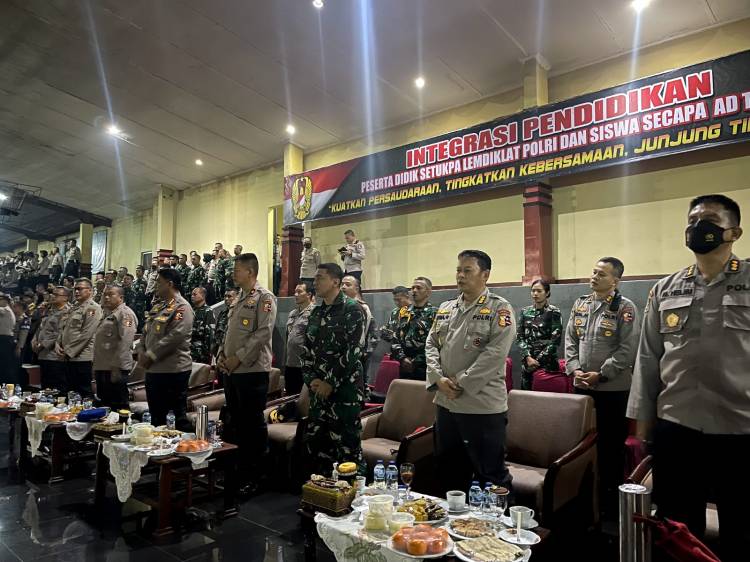 Diguyur hujan, Setukpa tetap gelar doa bersama