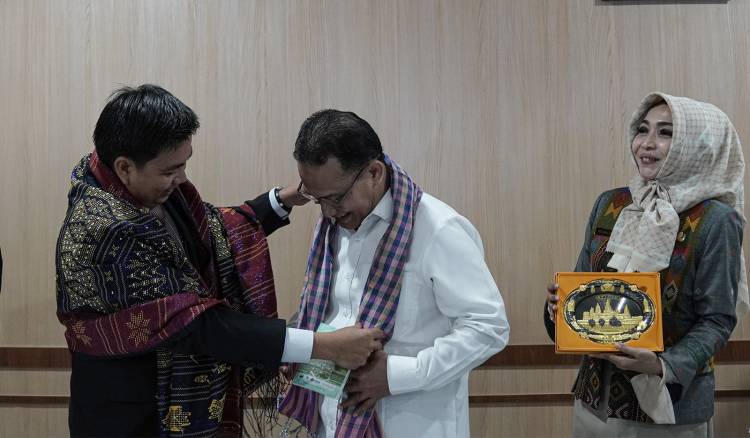 Sumut Jajaki Kerja Sama Pariwisata dengan Kamboja