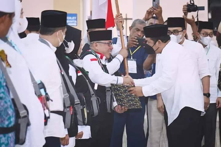 Wali Kota Padangsidimpuan Lepas Calhaj Kloter 3