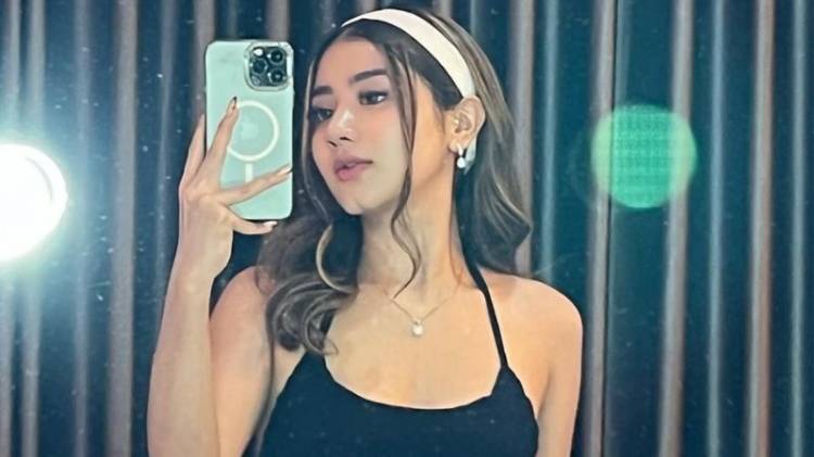 Unggah Foto Selfie Berbalut Tanktop Ketat Body Ghea Youbi Makin Gemoy