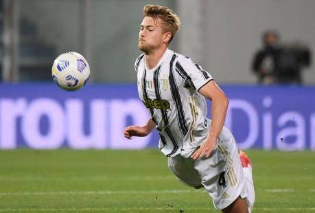 De Ligt sendiri tengah dirumorkan bakal hijrah ke Liga Inggris