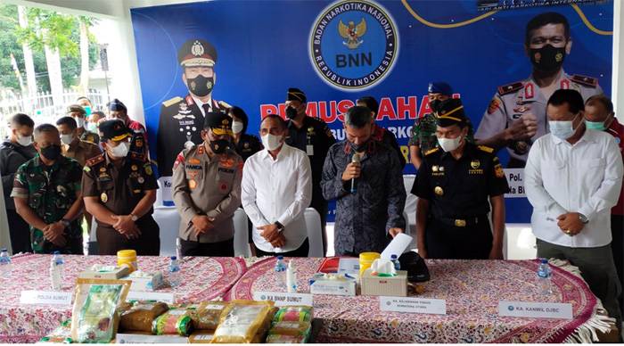 Peringati HANI 2022, BNN Musnahkan 32 Kg Sabu di Halaman Rumah Dinas Gubsu
