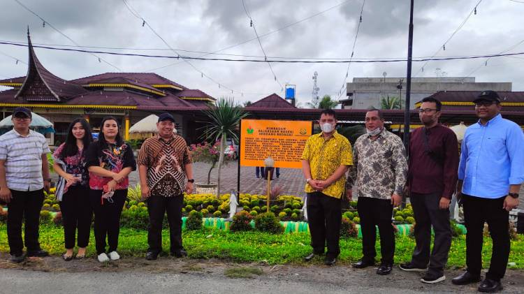 Pasang Plang Dari Kejari Sergai, Unit Usaha Adolina Jaga Aset PTPN IV Dengan Humanis