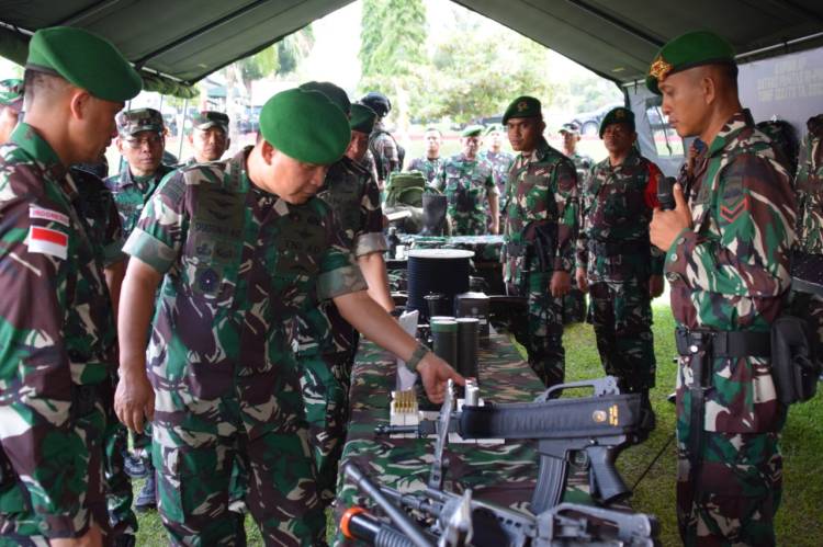 Riksiapops Yonif 122/TS, Kasad: Jaga Kehormatan Diri, Satuan dan Selalu Waspada