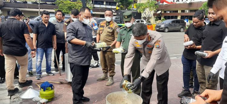 Disita dari 10 Tersangka, Polrestabes Medan Musnahkan 171 Kg Sabu