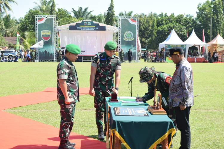 Kasad Tutup Secara Resmi TMMD Ke-116 TA 2023 dari Wilayah Kodim 0204/DS